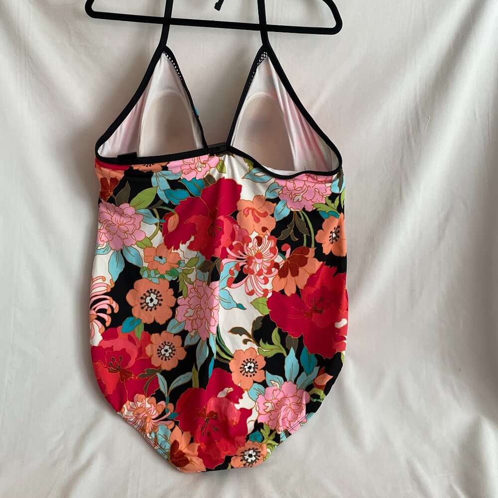 Time and Tru Floral Garden One Piece Swimsuit - Size 3X - New! - Picture 5 of 6